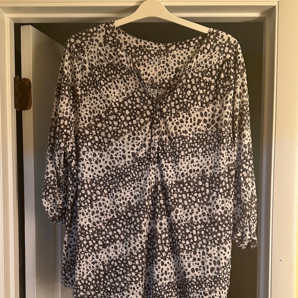 Croft & Barrow Black and White Patterned Blouse